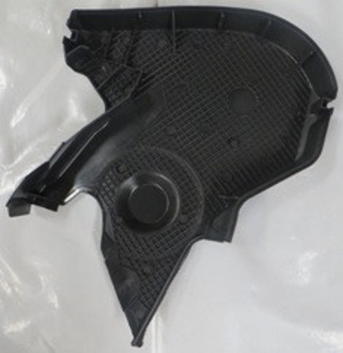Volkswagen Passat B5 97/00 Trıger Alt Kapağı Braketi̇ İle Bi̇rli̇kte (Bfn)
