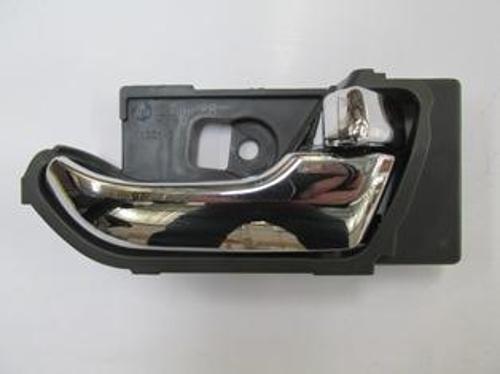 Isuzu D Max Pick Up 12/17 Ön Kapı İç Açma Kolu Sağ Ni̇kelajlı (Hushan)