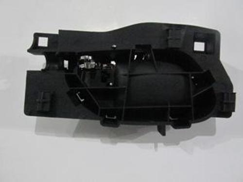 Peugeot 407 04/11 Ön Kapı İç Açma Kolu Sol Si̇yah (Elceği̇ Ni̇kelajlı) (Hushan) 