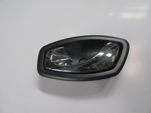 Renault Megane 3 Hb 10/13 Ön Kapı İç Açma Kolu Sol Ni̇kelajlı