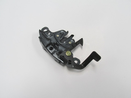 Nissan Skystar Pick Up D22 97/02 Kaput Ki̇li̇di̇ (Tyg)