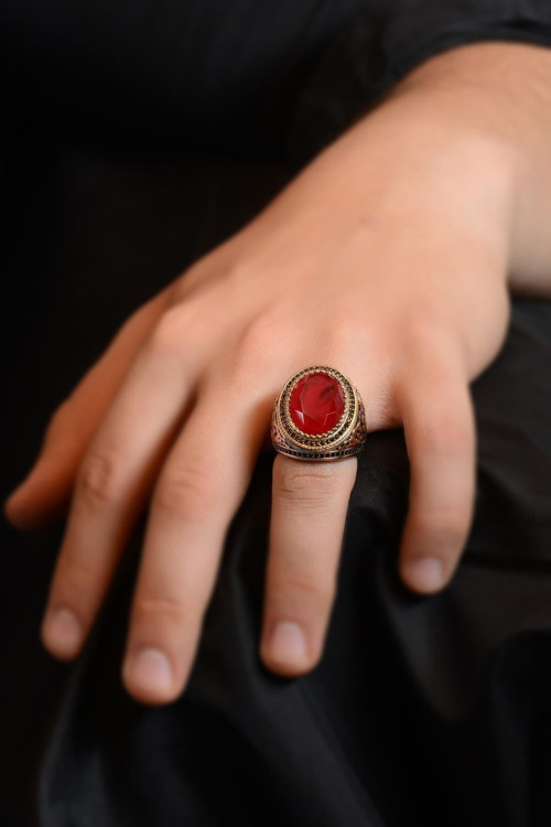 Yakut Garnet Taşlı Yanı Selçuklu Kartalı Model Erkek Gümüş Yüzük