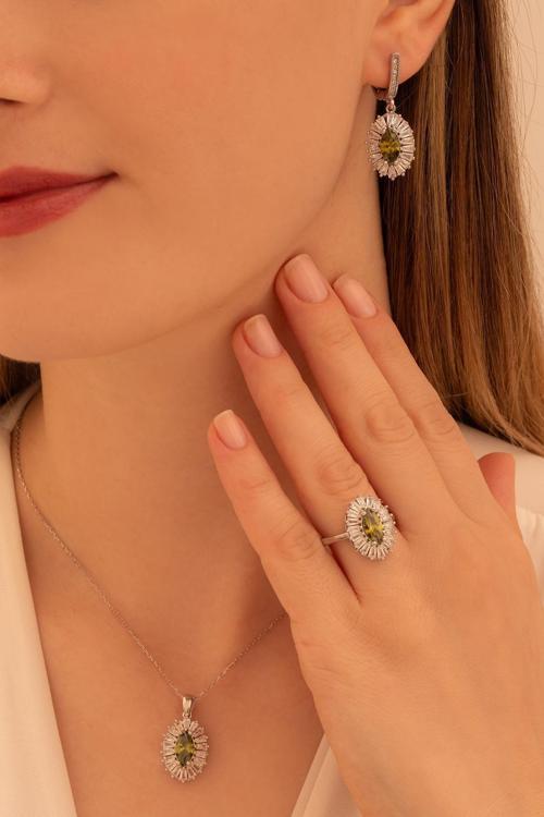 Kadın Gümüş Set - Mekik Model Haki Zirkon Taşlı Baget Süslemeli Rodyumlu Kadın Set