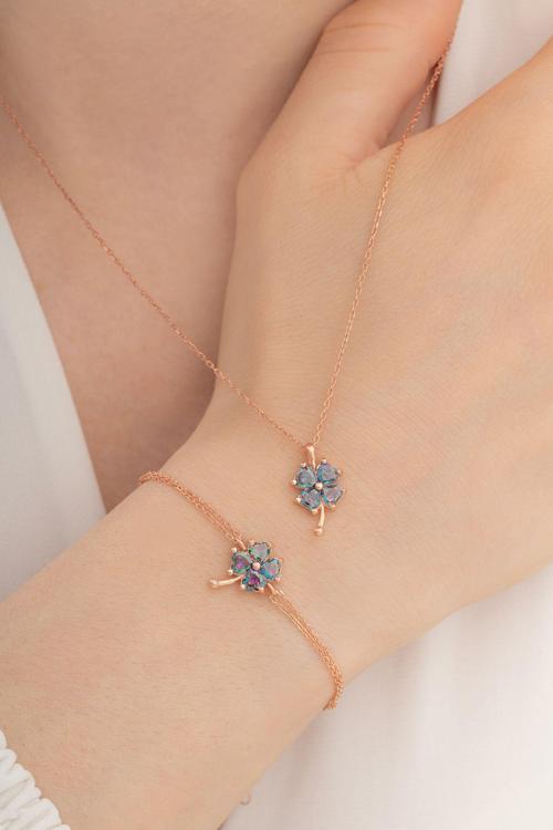 Kadın Gümüş Set - Rose Mistik Topaz Yonca Model Kolye Bileklik Gümüş Set