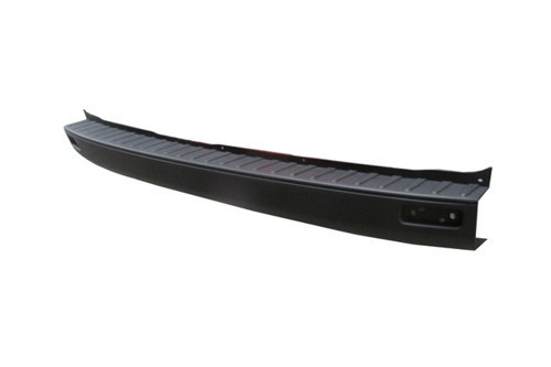 Ford Custom 18/23 Arka Tampon Orta Si̇yah (Reflektör Deli̇kli̇)(i̇talya)