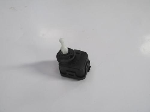 Seat Ibiza 00/01 Far Motoru (12v)(yan Soket Gi̇ri̇şli̇) (Bfn) 