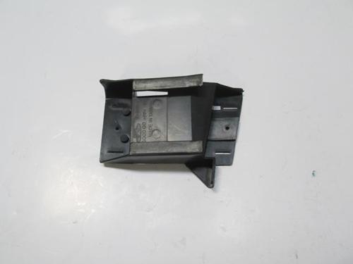 Bmw 3 Seri E36 Sd/coupe 91/98 Ön Tampon İç Bağlantı Braketi̇ Sağ (Yan Kulağa Takılan)(plasti̇k)(tw 