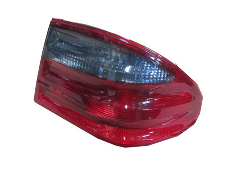 Mercedes E Class W210 00/02 Dış Stop Lambası Sağ Kırmızı/füme (Mars)