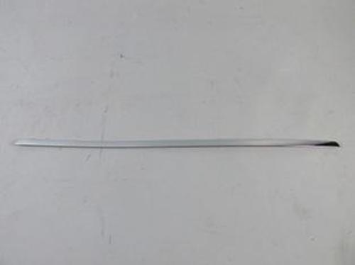 Renault Fluence 09/12 Bagaj Üst Çıtası Ni̇kelajlı Yapıştımalı 