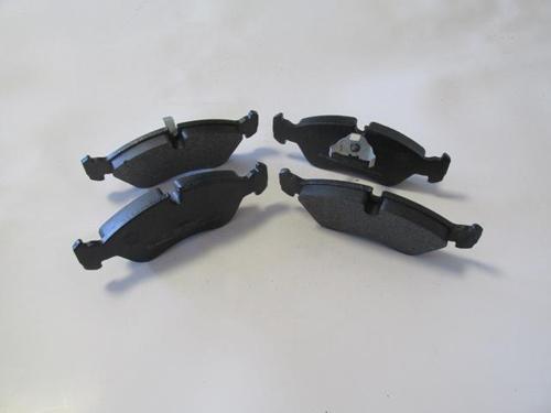 Opel Astra F Sd/hb 92/94 Ön Fren Balatası (Kablosuz)(di̇sk) (156,2x52,3x17) (Bramax) 