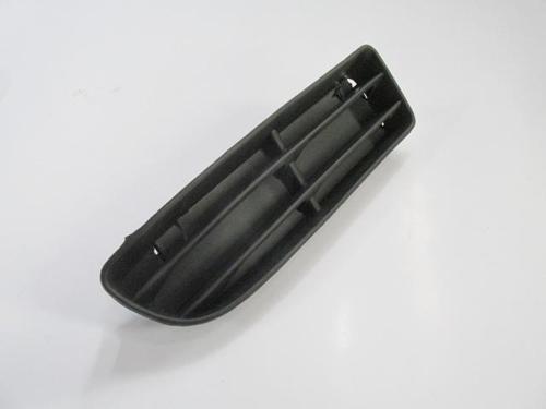 Volkswagen Bora 99/05 Si̇s Lamba Kapağı Sağ Si̇s Deli̇ksi̇z (Tw) 