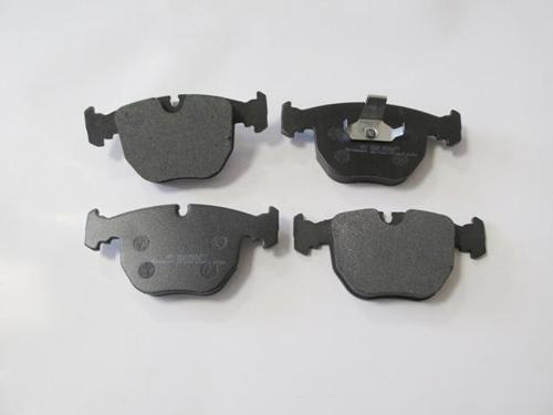 Bmw 5 Seri E39 01/03 Ön Fren Balatası (Kablosuz)(di̇sk) (156,5x73,3x18,3) (Bramax) 