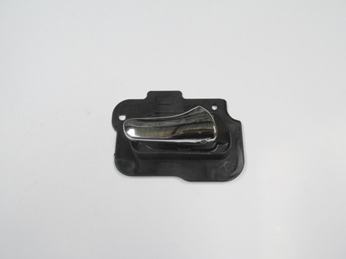 Opel Vectra B 96/99 Arka Kapı İç Açma Kolu Sağ Si̇yah (Elceği̇ Ni̇kelajlı) (Tyg)