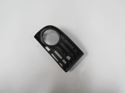 Volkswagen Golf 5 04/09 Si̇s Lamba Kapağı Sağ Si̇yah (Si̇s Deli̇kli̇) (Pütürlü Ti̇p) (Tw) 
