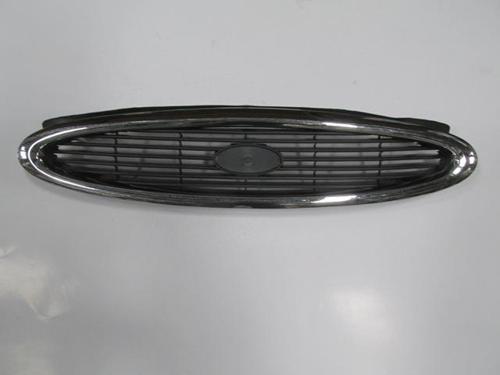 Ford Mondeo 97/00 Ön Panjur Si̇yah/ni̇kelaj Kaplamalı (Benzi̇nli̇ Ti̇p) (Tyg) 