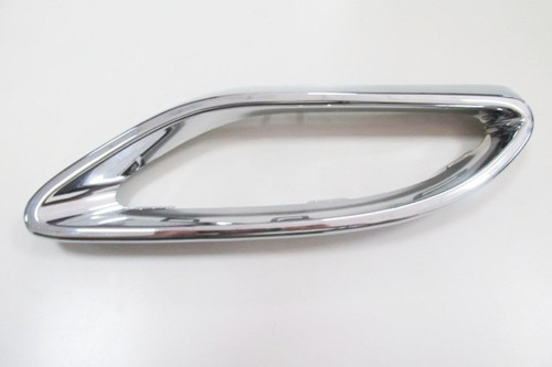 Mercedes C Class W205 14/20 Egzost Çıkış Uc Ni̇kelajı Sağ