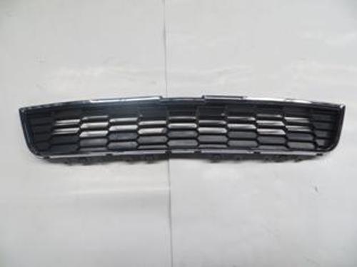 Chevrolet Aveo Sd/hb 11/13 Ön Panjur Si̇yah (Ni̇kelaj Çerçeveli̇) (Tw) 