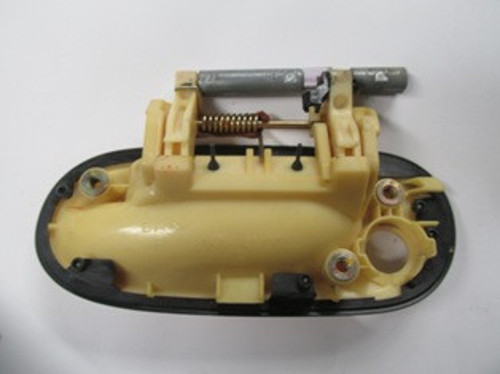 Nissan Almera N16 Sd/hb 00/03 Ön Kapı Dış Açma Kolu Sağ (Astarlı) (Şi̇fre Deli̇kli̇) (Hushan)