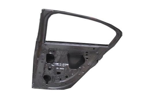 Fiat Egea Cross 21/24 Arka Kapı Komple Sağ Si̇yah Boyalı (İ̇cesi̇z) (Tw) 