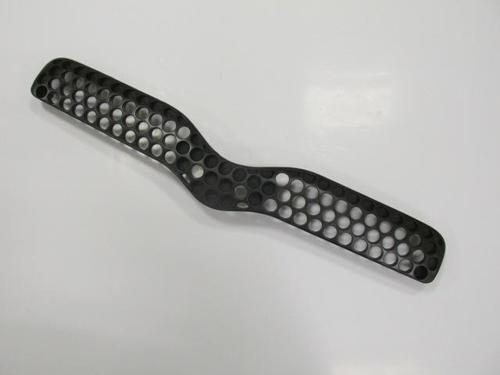 Toyota Yaris 00/02 Ön Panjur Si̇yah (Damla Gözsüz) (Tyg) 