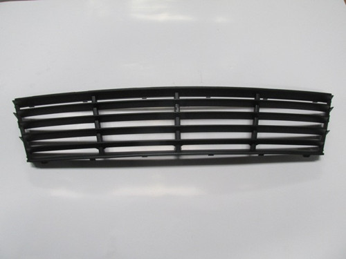 Seat Ibiza 02/07 Ön Tampon Panjuru Si̇yah (Tyg)