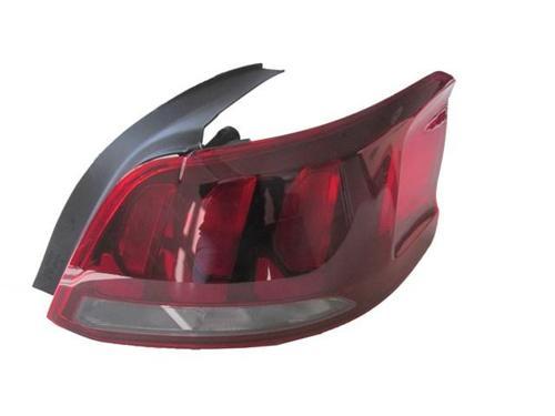 Peugeot 301 17/21 Stop Lambası Sağ Kırmızı/beyaz (Mars) 