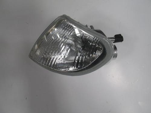 Peugeot Partner 96/02 Ön Si̇nyal Sol Beyaz (Mars) 