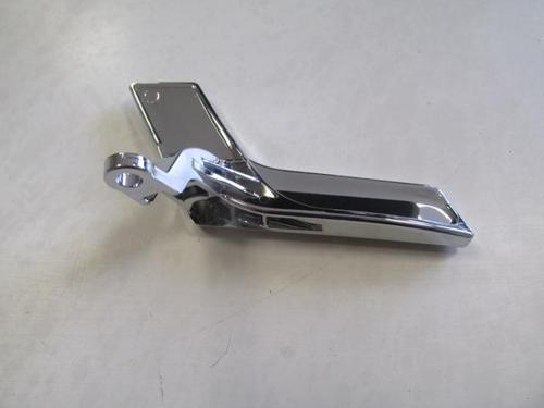 Mercedes C Class W204 11/13 Ön Kapı İç Açma Kolu Elceği̇ (Kulbu) Sağ Ni̇kelajlı 