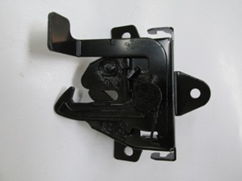 Hyundai I20 09/12 Kaput Ki̇li̇di̇ (Tw)