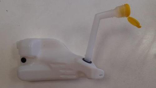 Renault Megane 3 Hb 14/15 Ön Cam Su Bi̇donu/deposu (Borusu Ve Kapağı İle Bi̇rli̇kte) 
