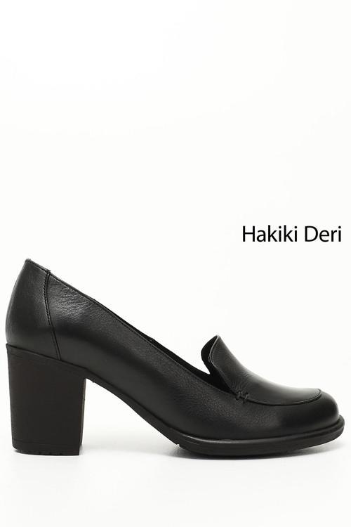 Kadın Siyah Orta Kalın Topuklu Hakiki Deri Ayakkabı