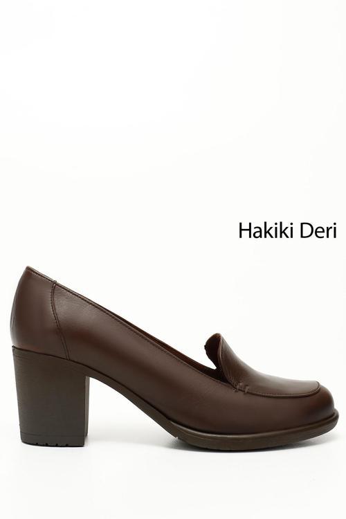 Kadın Kahve Antik Orta Kalın Topuklu Hakiki Deri Ayakkabı