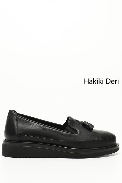 Kadın Siyah Dolgu Taban Püsküllü Hakiki Deri Ayakkabı