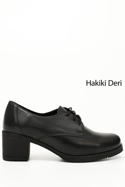 Kadın Siyah Bağcıklı Orta Kalın Topuklu Hakiki Deri Oxford Ayakkabı