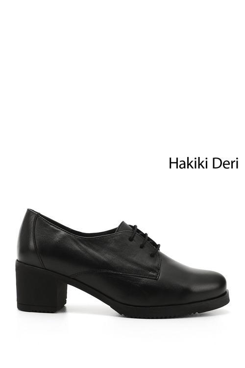 Kadın Siyah Bağcıklı Orta Kalın Topuklu Hakiki Deri Oxford Ayakkabı