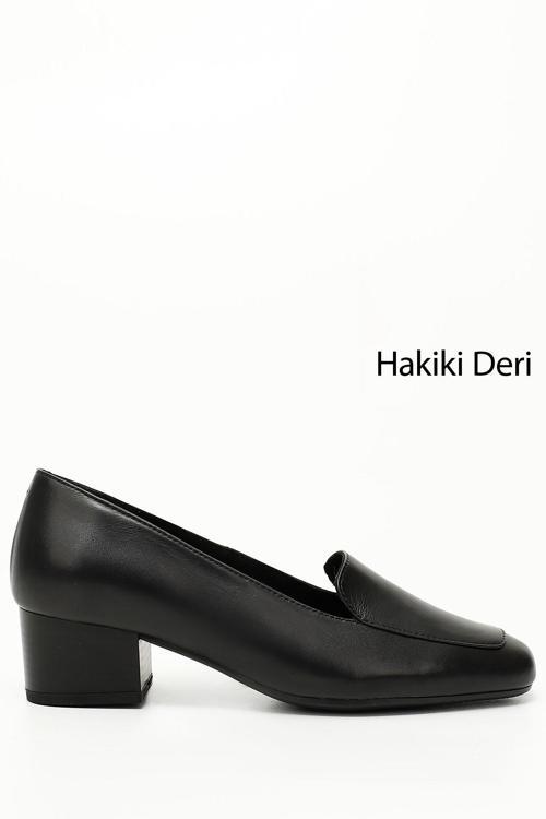 Kadın Siyah Küt Burun Kısa Kalın Topuklu Hakiki Deri Ayakkabı