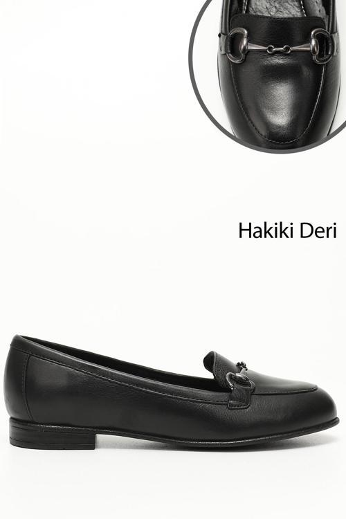 Kadın Siyah Hakiki Deri Tokalı Babet