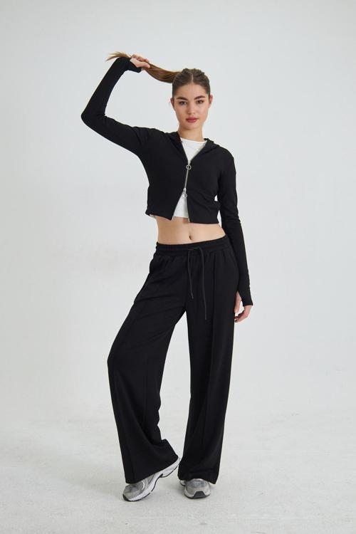 Fermuarlı Kapüşonlu Sweatshirt ve Geniş Paça Özel Dikim Pantolon Modal Kumaş