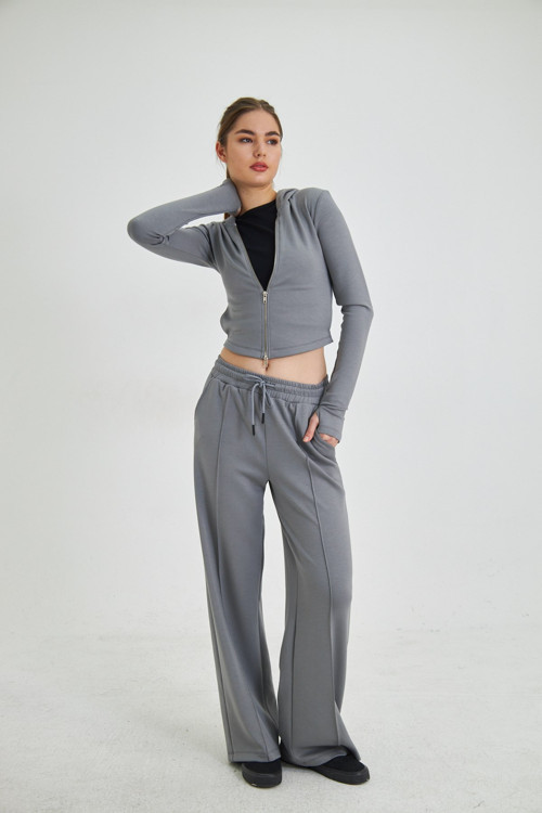 Fermuarlı Kapüşonlu Sweatshirt ve Geniş Paça Özel Dikim Pantolon Modal Kumaş