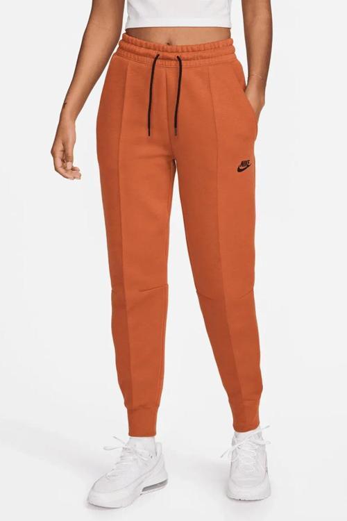 Sportswear Tech Fleece Standart Fit Mid Rise Jogger Kadın Eşofman Altı Turuncu