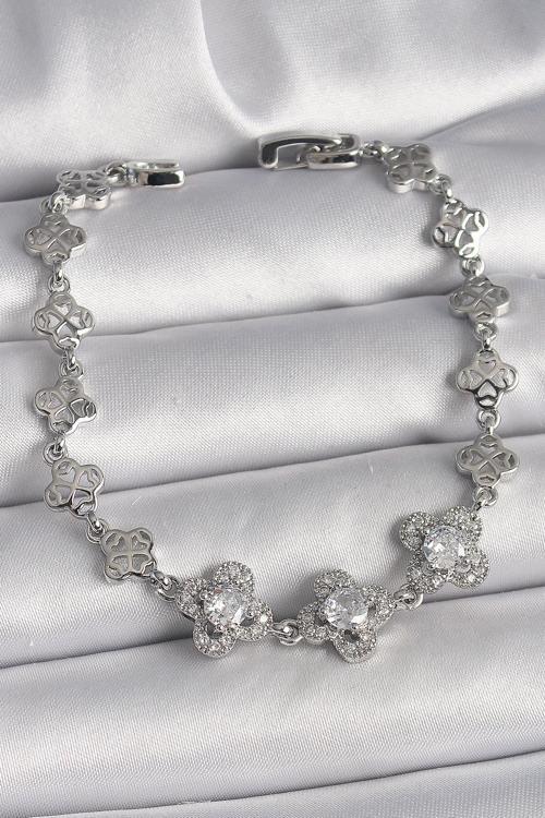 Pirinç Gümüş Renk Zirkon Taşlı Yonca Model Kadın Bileklik - TJ-BB6813