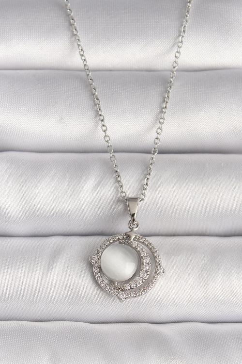 316L Çelik Gümüş Renk Zirkon Taşlı Beyaz Sedefli Hilal Model Kadın Kolye - TJ-BKO9702