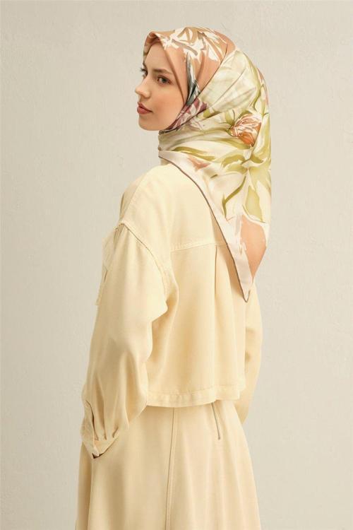 Desenli Saf Ipek Sura Eşarp 9337- 04