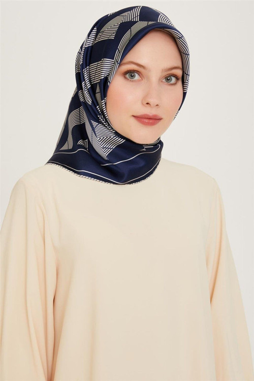 Sura Saf Ipek Eşarp 9255 80 82
