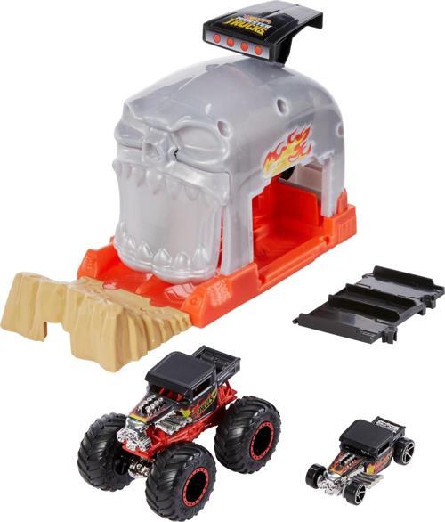 Monster Trucks Fırlatıcılı Oyun Seti GKY01-GKY02
