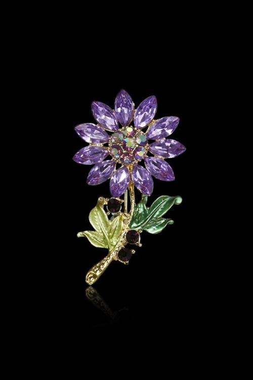 Mor Çiçek Broş