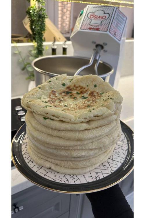 5 Kg Un - 3 Lt Su Ile 8 Kg Hamur Yoğurma Makinesi