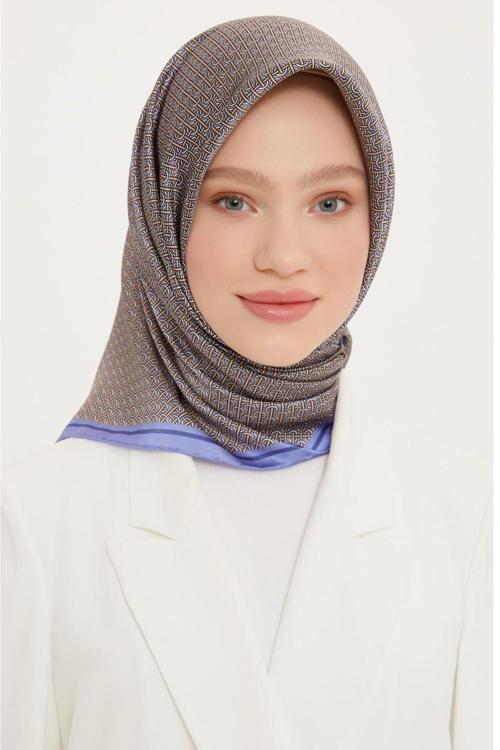 Özel Nostalji Serisi Twill Ipek Eşarp 8733-36