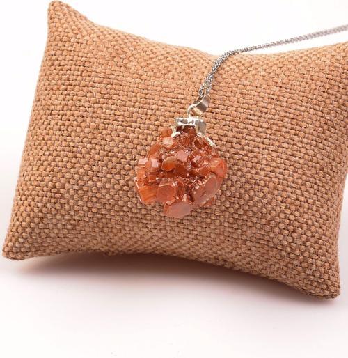 Aragonit Taşı Kolye