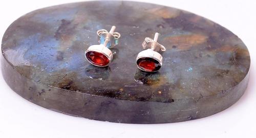 Lal Taşı Gümüş Küpe - 6*8 mm